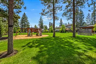 3288 NW Pee Wee Ct, Bend, OR 97703 - Photo 48