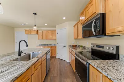 171 SE Champagne Court, Grants Pass, OR 97527 - Photo 6