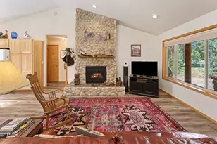 17149 Norwalk Rd, Bend, OR 97707 - Photo 4