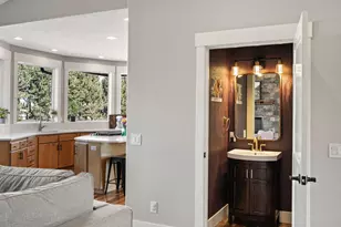 61885 Ward Rd, Bend, OR 97702 - Photo 10