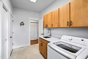 61885 Ward Rd, Bend, OR 97702 - Photo 34