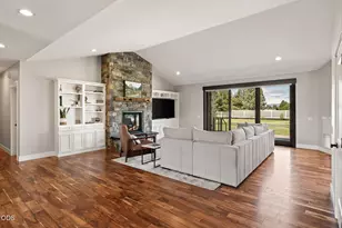 61885 Ward Rd, Bend, OR 97702 - Photo 8