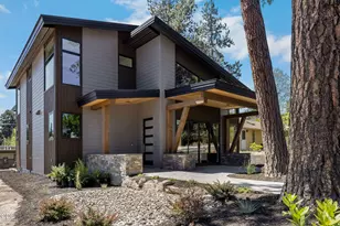 1565 NW Galveston Ave, Bend, OR 97703 - Photo 48