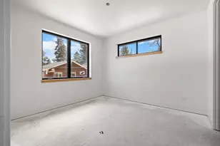 1565 NW Galveston Ave, Bend, OR 97703 - Photo 16