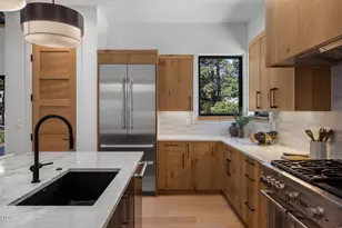 1565 NW Galveston Ave, Bend, OR 97703 - Photo 16