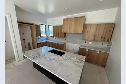 1565 NW Galveston Avenue, Bend, OR 97703 - Photo 12