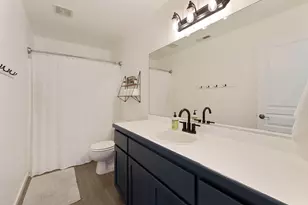 21172 Clairaway Ave, Bend, OR 97702 - Photo 18