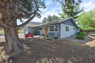 20676 Morningstar Dr, Bend, OR 97701 - Photo 38