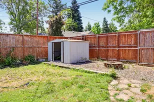 516 S Grape St, Medford, OR 97501 - Photo 22