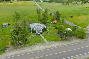 963 Stevens Rd, Eagle Point, OR 97524 - Photo 12