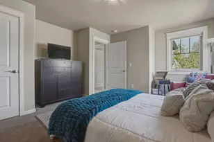 60219 Rolled Rock Way, Bend, OR 97702 - Photo 38