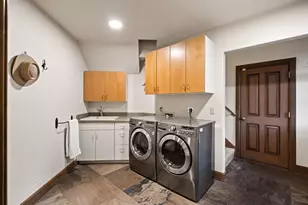 21725 Rickard Rd, Bend, OR 97702 - Photo 50
