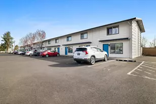 940 NW 2nd St, Prineville, OR 97754 - Photo 6