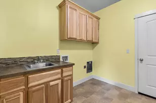 630 E A St, Culver, OR 97734 - Photo 36