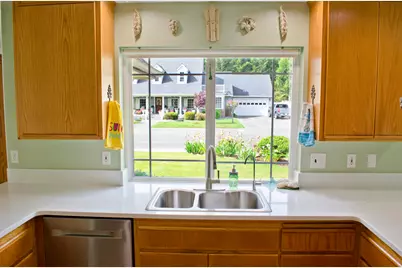 970 Helen Lane, Brookings, OR 97415 - Photo 8