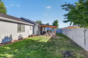 8008 Thunderhead Ave, White City, OR 97503 - Photo 22