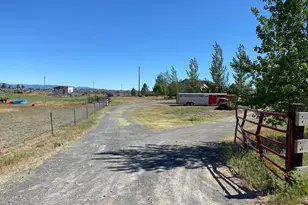 93300 Pike Ln, Lakeview, OR 97630 - Photo 32