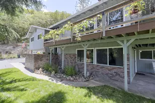 178 Bluebell Ln, Grants Pass, OR 97527 - Photo 4