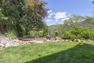 178 Bluebell Ln, Grants Pass, OR 97527 - Photo 38