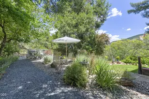 178 Bluebell Ln, Grants Pass, OR 97527 - Photo 34