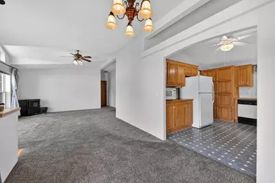 826 NE Shoshone Drive, Redmond, OR 97756 - Photo 4