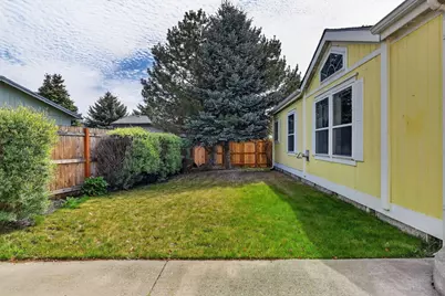 826 NE Shoshone Drive, Redmond, OR 97756 - Photo 26