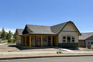 1077 SE Fescue Ln, Madras, OR 97741 - Photo 1