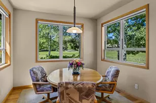 19574 Green Lakes Loop, Bend, OR 97702 - Photo 14