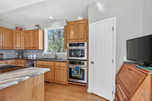 1601 Frank Hill Rd, Ashland, OR 97520 - Photo 12