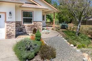 337 Cedar Ridge Dr, Cave Junction, OR 97523 - Photo 6