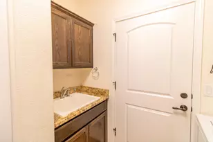 337 Cedar Ridge Dr, Cave Junction, OR 97523 - Photo 22