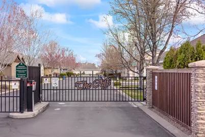 1726 NW Cliff Side Way, Redmond, OR 97756 - Photo 34
