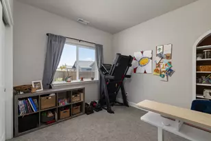 3400 NW 11th Ct, Redmond, OR 97756 - Photo 10