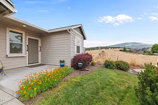 3775 Sidney Way, Medford, OR 97504 - Photo 12