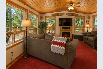 [Address not provided], Ashland, OR 97520 - Photo 8