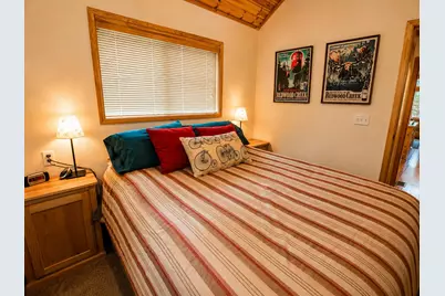 [Address not provided], Ashland, OR 97520 - Photo 16