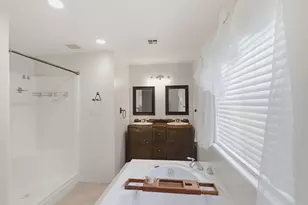 196 Nadine Ln, Central Point, OR 97502 - Photo 26