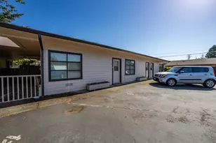 542 Pacific Ave, Brookings, OR 97415 - Photo 32