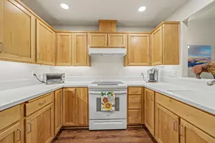 818 Pavilion Pl, Ashland, OR 97520 - Photo 18