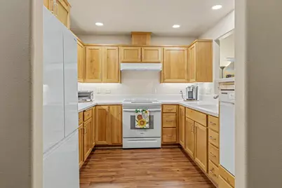 818 Pavilion Place, Ashland, OR 97520 - Photo 12