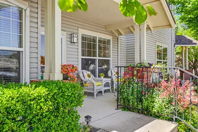818 Pavilion Place, Ashland, OR 97520 - Photo 2