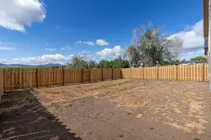 502 SW 6th St, Metolius, OR 97741 - Photo 22
