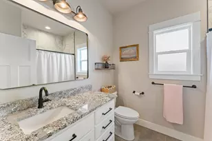 1004 Arana Dr, Phoenix, OR 97535 - Photo 20