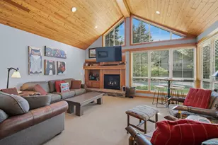57129 Evergreen Loop, Sunriver, OR 97707 - Photo 2