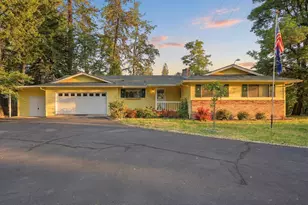 2700 Rogue River Hwy, Grants Pass, OR 97527 - Photo 2