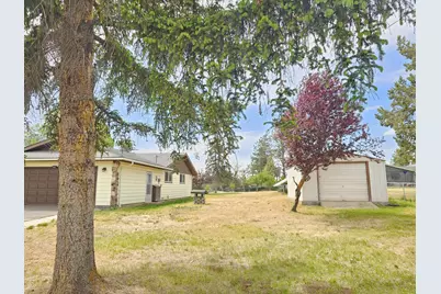 10912 Mesa Court, Klamath Falls, OR 97601 - Photo 4