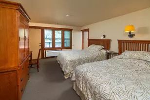 18575 SW Century Dr, Bend, OR 97702 - Photo 8