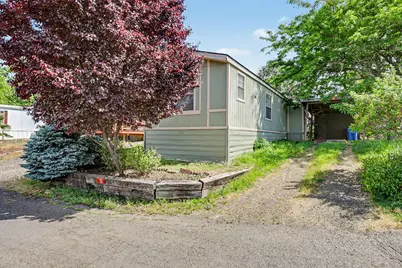 421 Stevens Road #UNIT 34, Eagle Point, OR 97524 - Photo 1