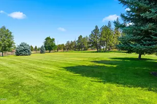 22539 Martee Ln, Bend, OR 97701 - Photo 64