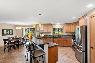 22539 Martee Ln, Bend, OR 97701 - Photo 10